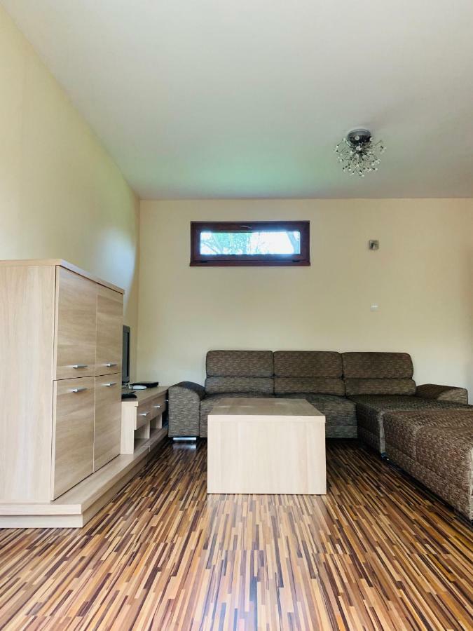 Ubytovanie Zaneta Krásnohorské Podhradie Extérieur photo